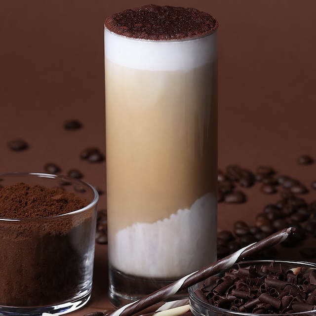 bacio nero latte macchiato